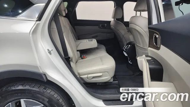 Kia Sorento 2022 — фото 12