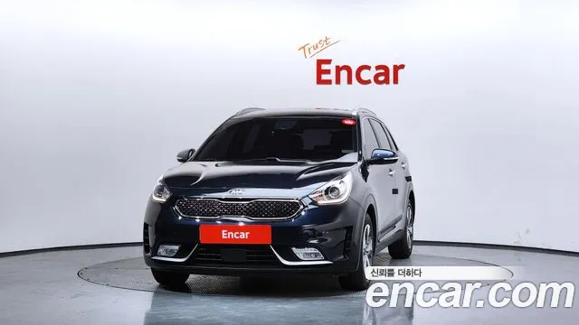 Kia Niro 2018 — фото 3