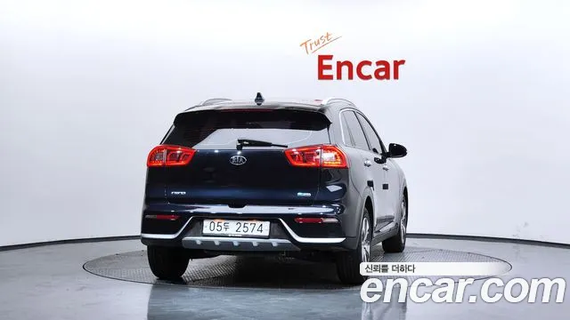 Kia Niro 2018 — фото 4