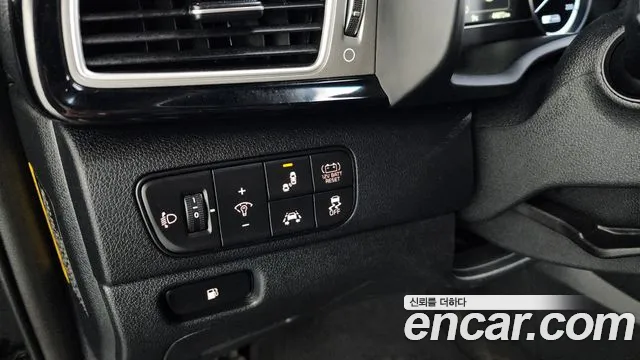 Kia Niro 2018 — фото 16
