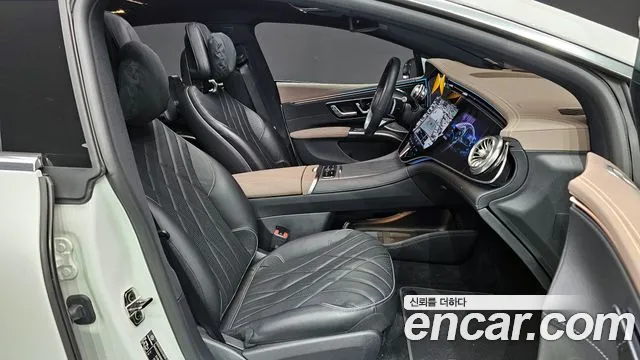 Mercedes-Benz EQS 2023 — фото 10