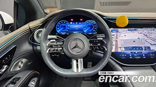 Mercedes-Benz EQS 2023 — фото 13