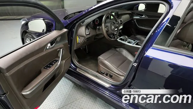 Kia Stinger 2020 — фото 10