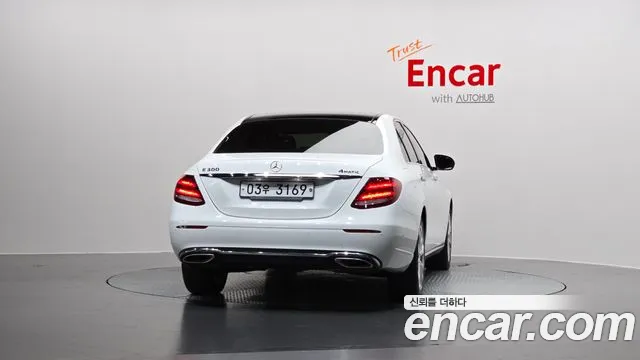 Mercedes-Benz E-Class 2017 — фото 4
