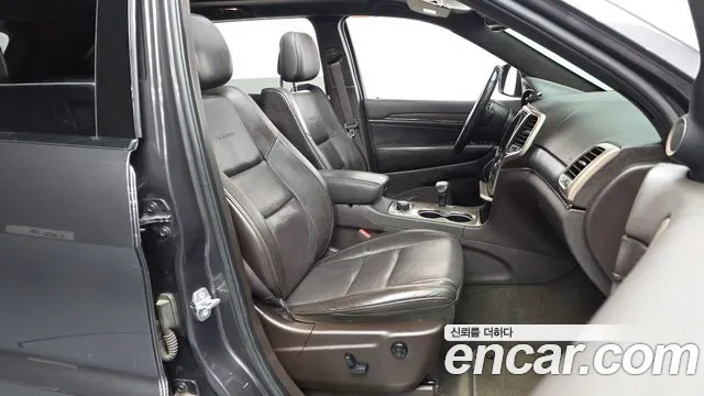 Jeep Cherokee 2015 — фото 11