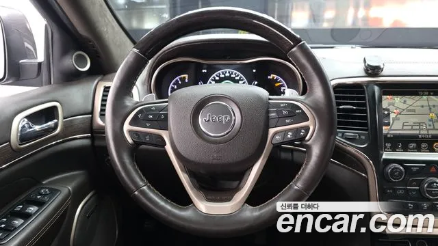 Jeep Cherokee 2015 — фото 13