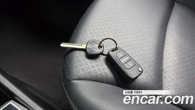 Hyundai Accent 2011 — фото 19