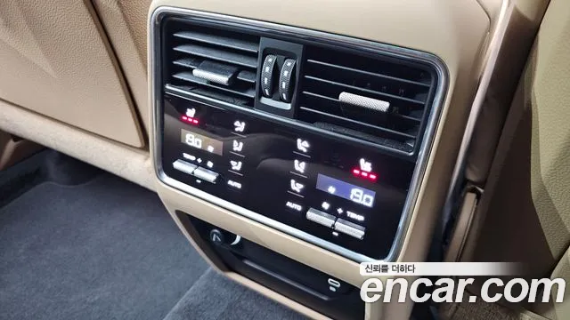 Porsche Cayenne 2021 — фото 18