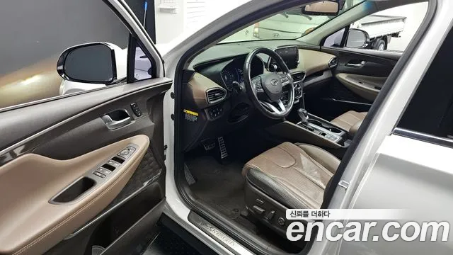 Hyundai Santafe 2019 — фото 10