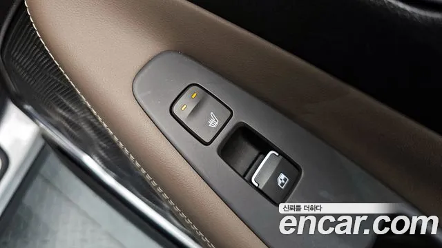 Hyundai Santafe 2019 — фото 18