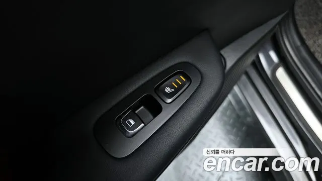 Kia Stinger 2018 — фото 17