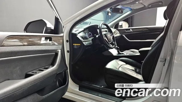 Hyundai Sonata 2015 — фото 12