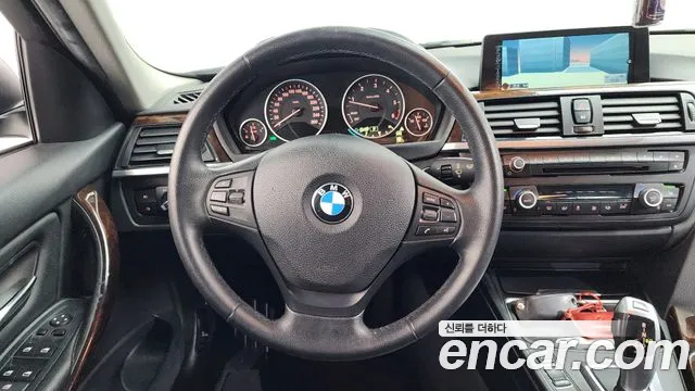 BMW 3-Series 2015 — фото 13