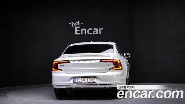 Volvo S90 2022 — фото 4