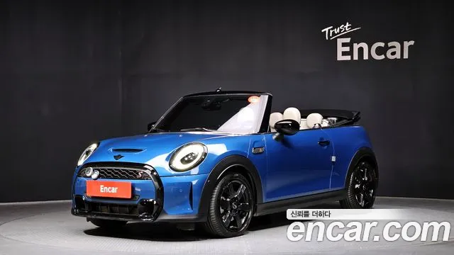 MINI Cooper Convertible