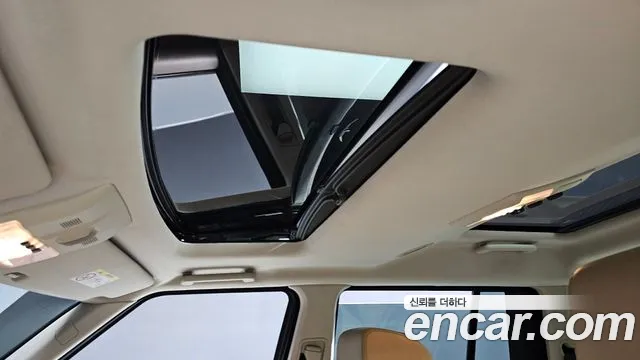 Land Rover Discovery 2016 — фото 19