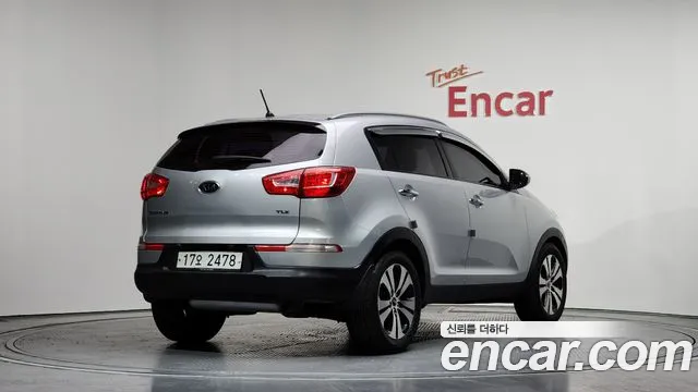 Kia Sportage 2012 — фото 2