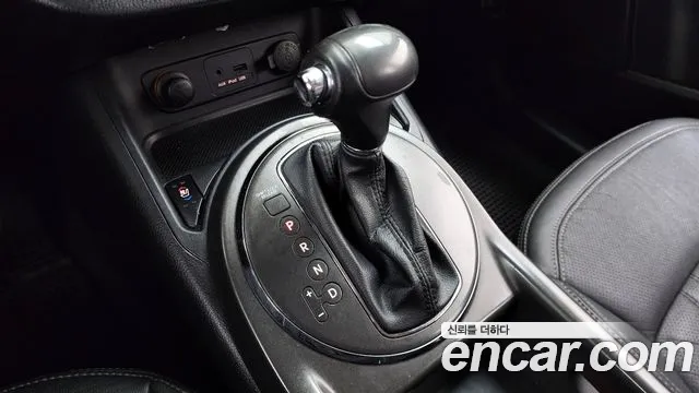 Kia Sportage 2012 — фото 9