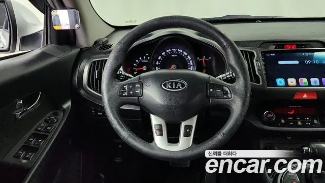 Kia Sportage 2012 — фото 13