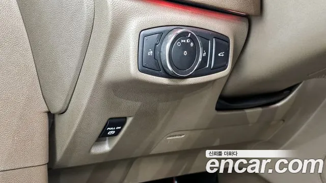 Lincoln MKC 2017 — фото 16