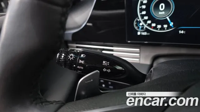 Hyundai Grandeur 2023 — фото 14