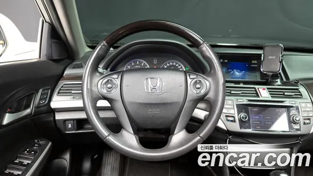 Honda Crosstour 2013 — фото 13