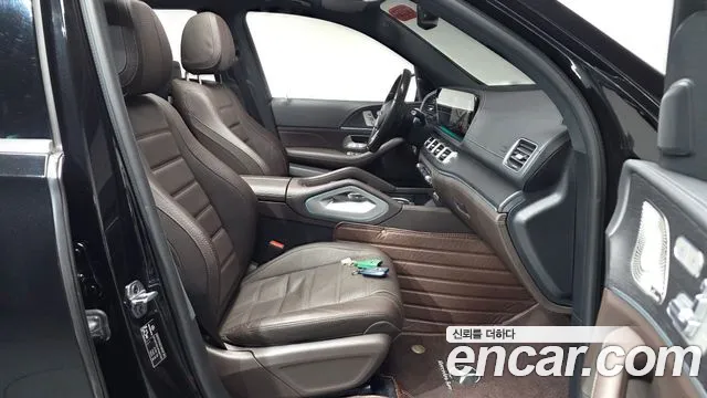Mercedes-Benz GLS-Class 2023 — фото 9