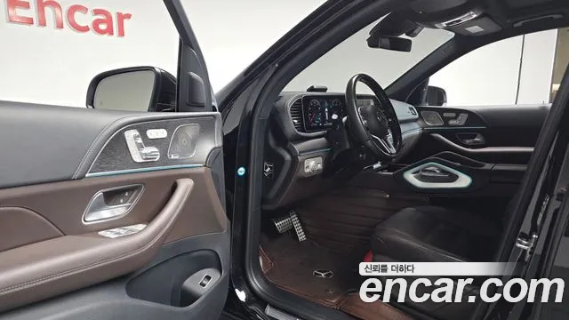 Mercedes-Benz GLS-Class 2023 — фото 10