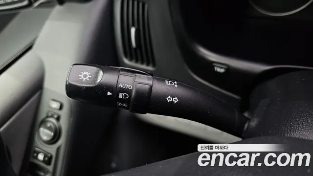Hyundai Starex 2017 — фото 18