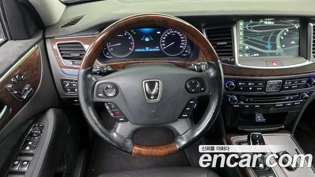 Hyundai Equus 2015 — фото 14