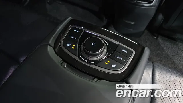 Hyundai Grandeur 2013 — фото 18