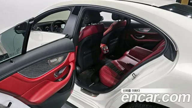 Mercedes-Benz CLS-Class 2022 — фото 11