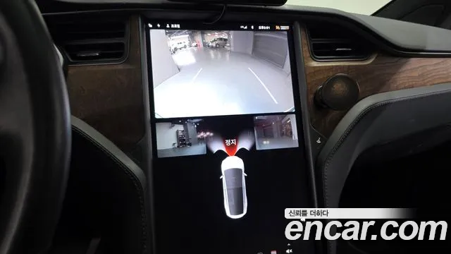 Tesla Model X 2019 — фото 15