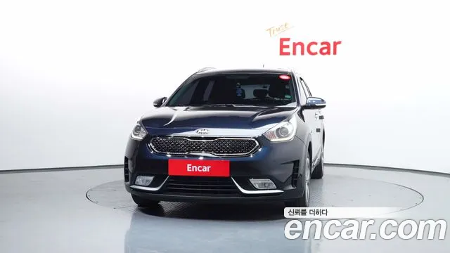 Kia Niro 2018 — фото 3