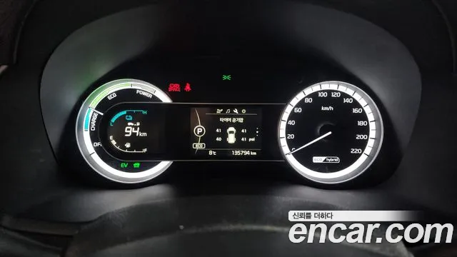 Kia Niro 2018 — фото 8