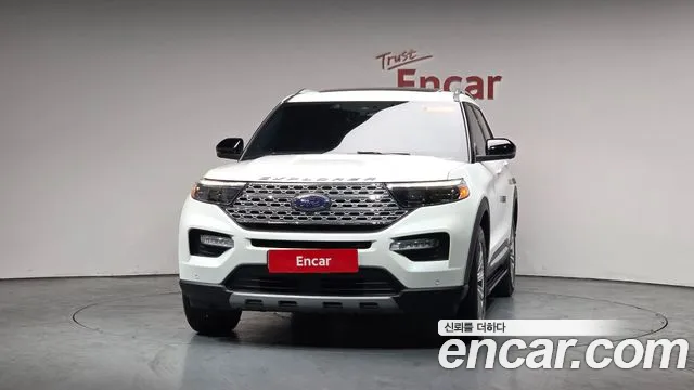 Ford Explorer 2020 — фото 2