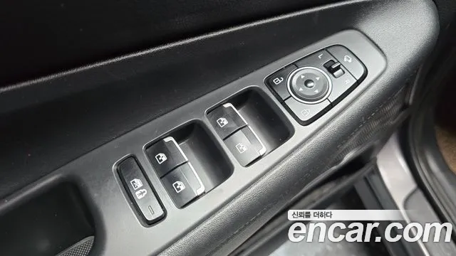 Hyundai Santafe 2022 — фото 14