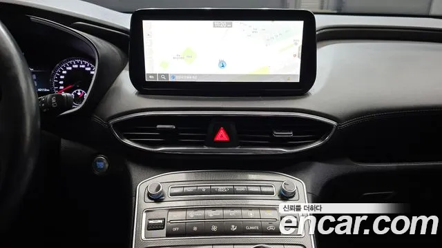 Hyundai Santafe 2022 — фото 16