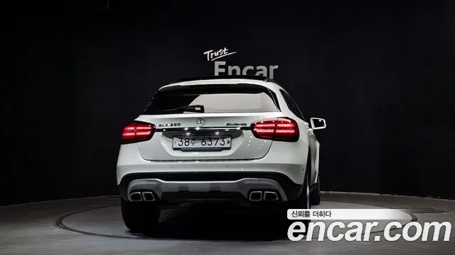 Mercedes-Benz GLA-Class 2018 — фото 4