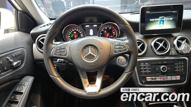 Mercedes-Benz GLA-Class 2018 — фото 14