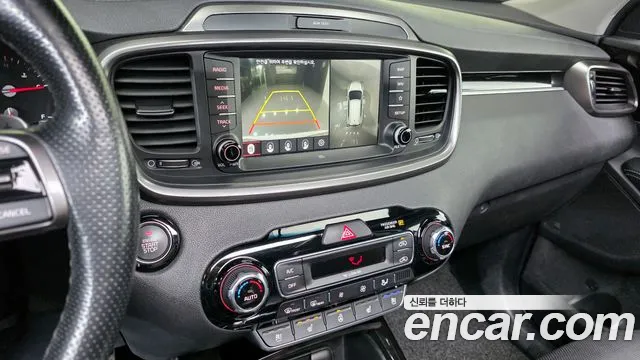 Kia Sorento 2018 — фото 15