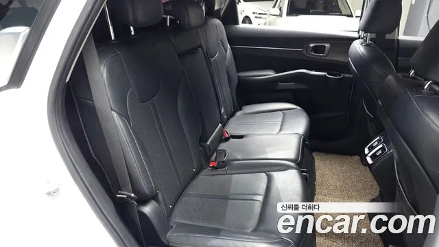 Kia Sorento 2021 — фото 11