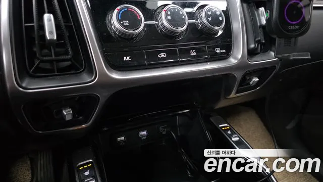 Kia Sorento 2021 — фото 15