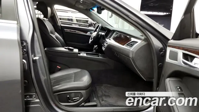 Hyundai Genesis 2016 — фото 11