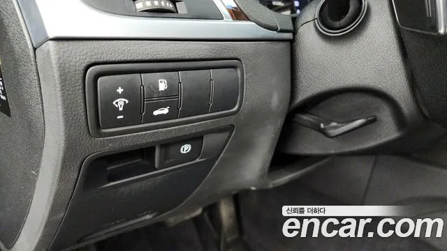 Hyundai Genesis 2016 — фото 16