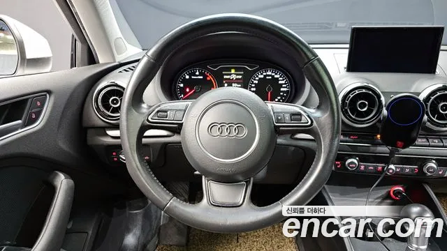 Audi A3 2016 — фото 13