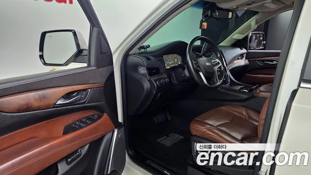 Cadillac Escalade 2015 — фото 10