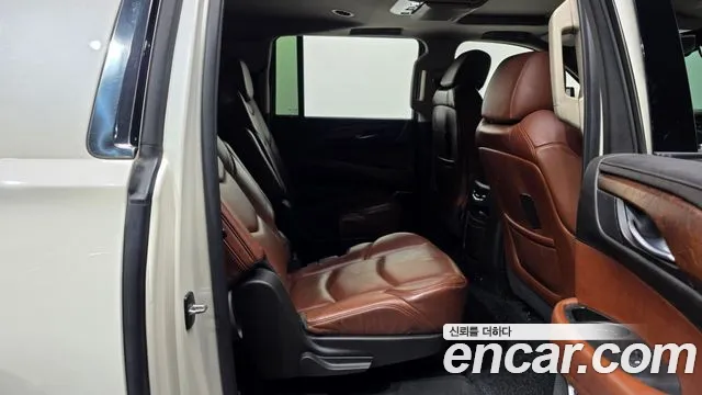 Cadillac Escalade 2015 — фото 12