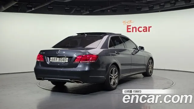 Mercedes-Benz E-Class 2015 — фото 2