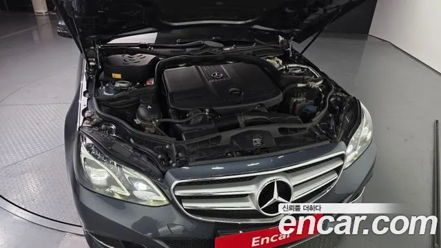 Mercedes-Benz E-Class 2015 — фото 6